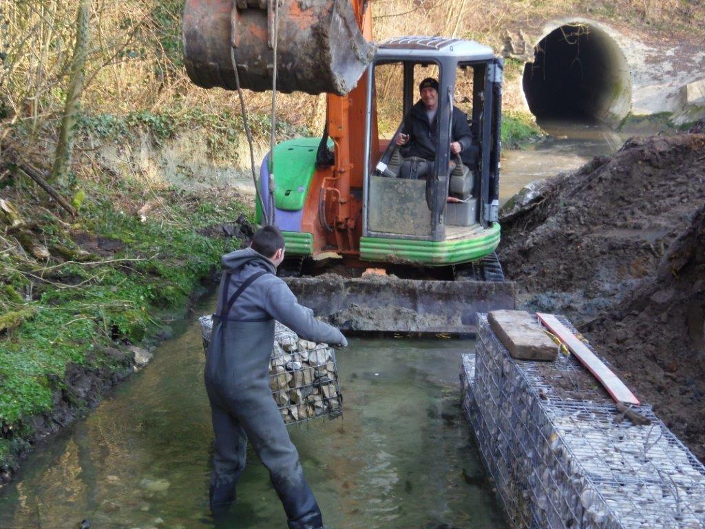 Image mise à l'avant Gabion avec élingue de levage métallique